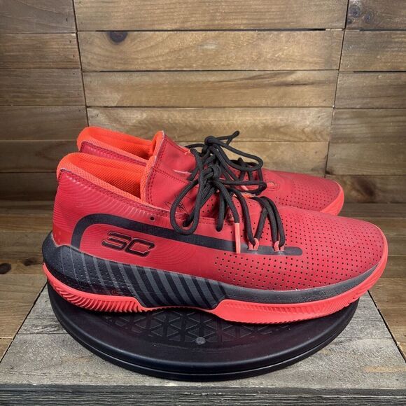 Under Armour UA SC 3Zero III Shoes Mens Sz 9 Red Steph Curry Low Top Sneakers - Picture 1 of 10